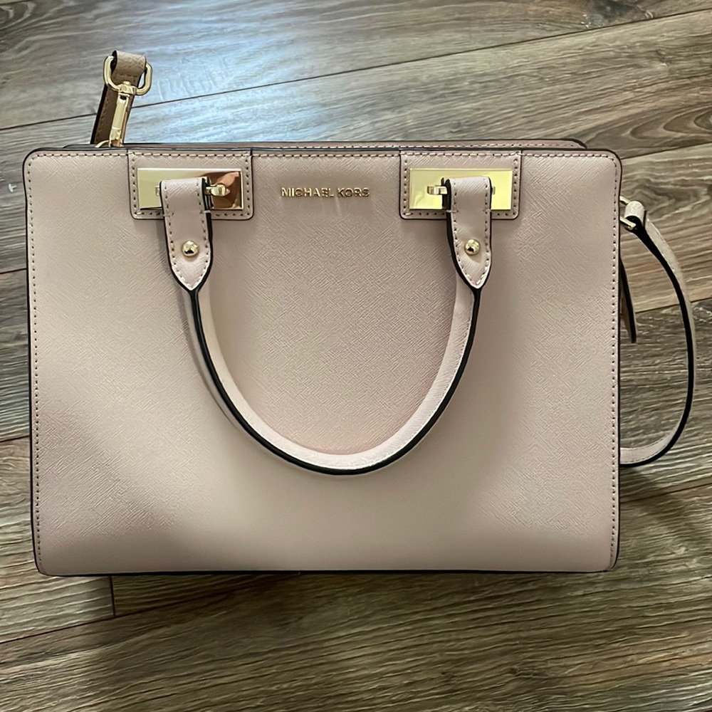 Michael Kors purse